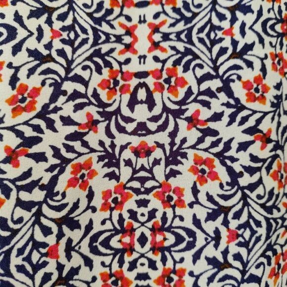 Racerback tank top by LOFT. Women's size M. - Picture 4 of 4